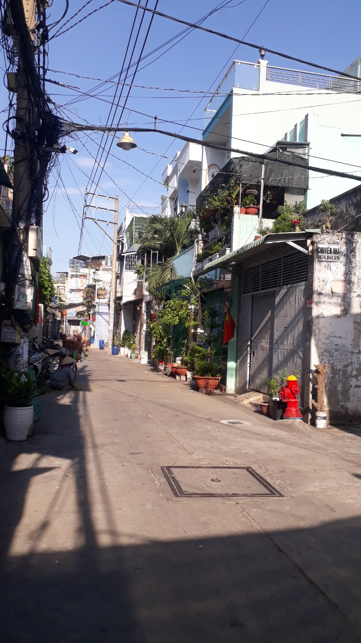 Đường số 8 Bình Hưng Hòa đối diện Eon Tân Phú 4x18 trệt 1 lầu hẻm 6m thông giá hơn 4 tỷ.