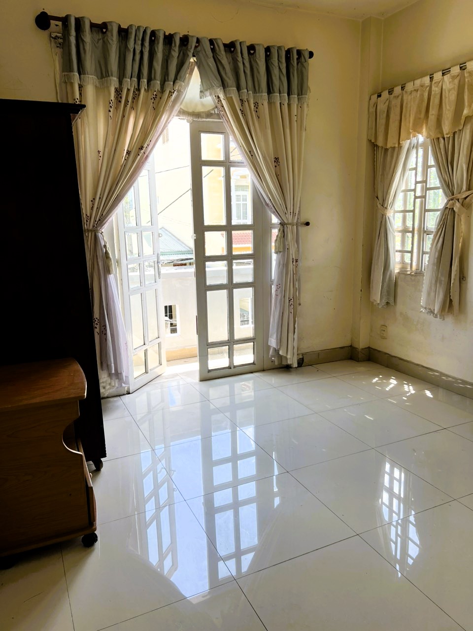 Cho thuê nhà 1T2LST 7pn mặt tiền đường số 10 Trường Thọ