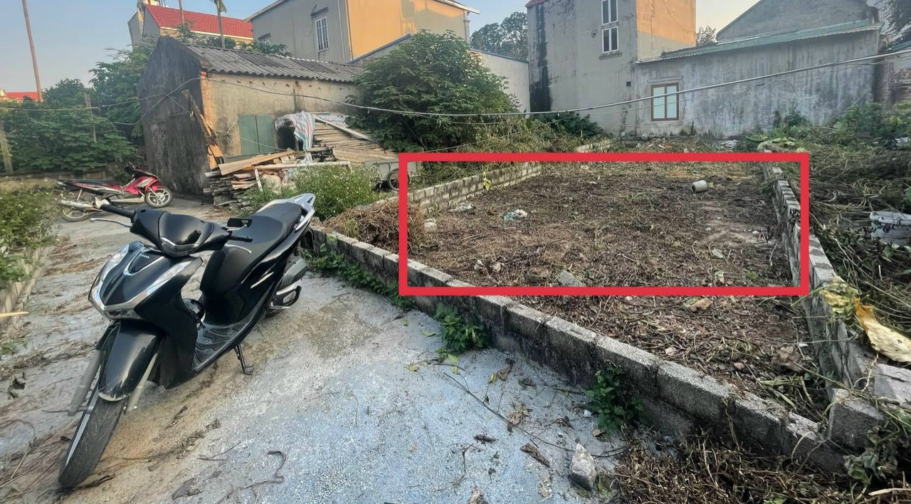 Chính Chủ Gửi Em Bán Lô Đất Đẹp Vuông Vắn Tại Khu Vực Chúc Lý ☘️ Vị Trí Tại Thôn Chúc Lý-Xã Ngọc Hoà-Chương Mỹ-HN