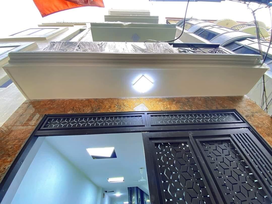 CCMN LÔ GÓC THANG MÁY NGUYỄN KHANG, CẦU GIẤY, 60M*6T, MT 4M, Ô TÔ QUA, 11PNK, CHÀO 12,6 T