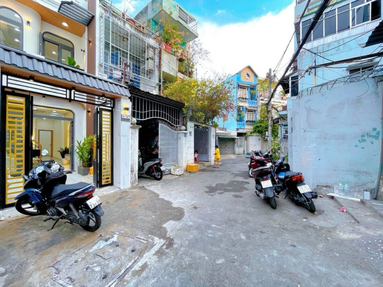 Siêu phẩm chỉ 1 căn duy nhất ngay tại Phan Văn Trị P12 Bình Thạnh căn nhà 2 tầng BTCT 47m2 giá chỉ 6 tỷ 200 thương