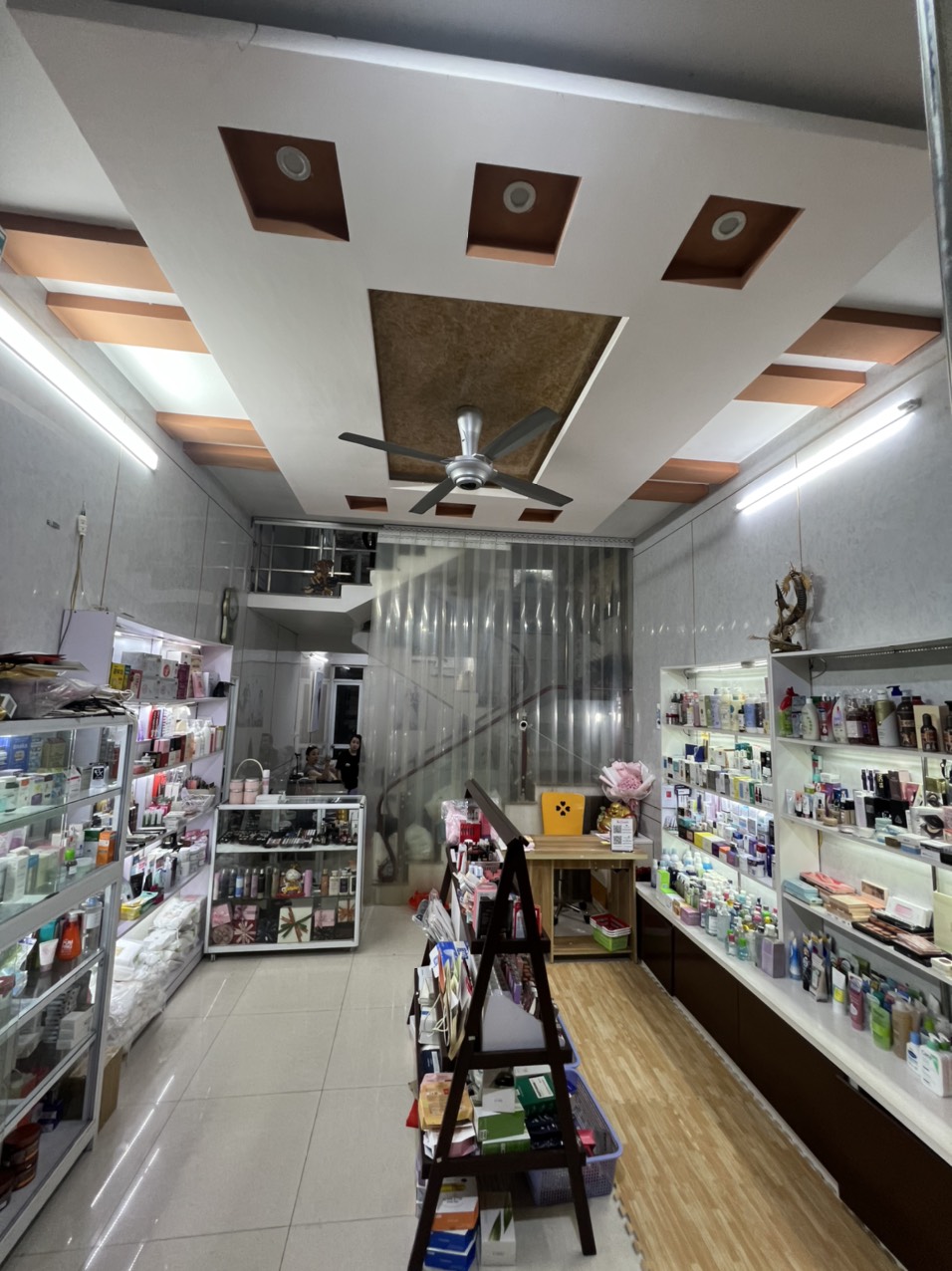 Bán nhà phố AN ĐÀ ngõ cực nông, diện tích 37m 4 tầng GIÁ 2.45 tỉ