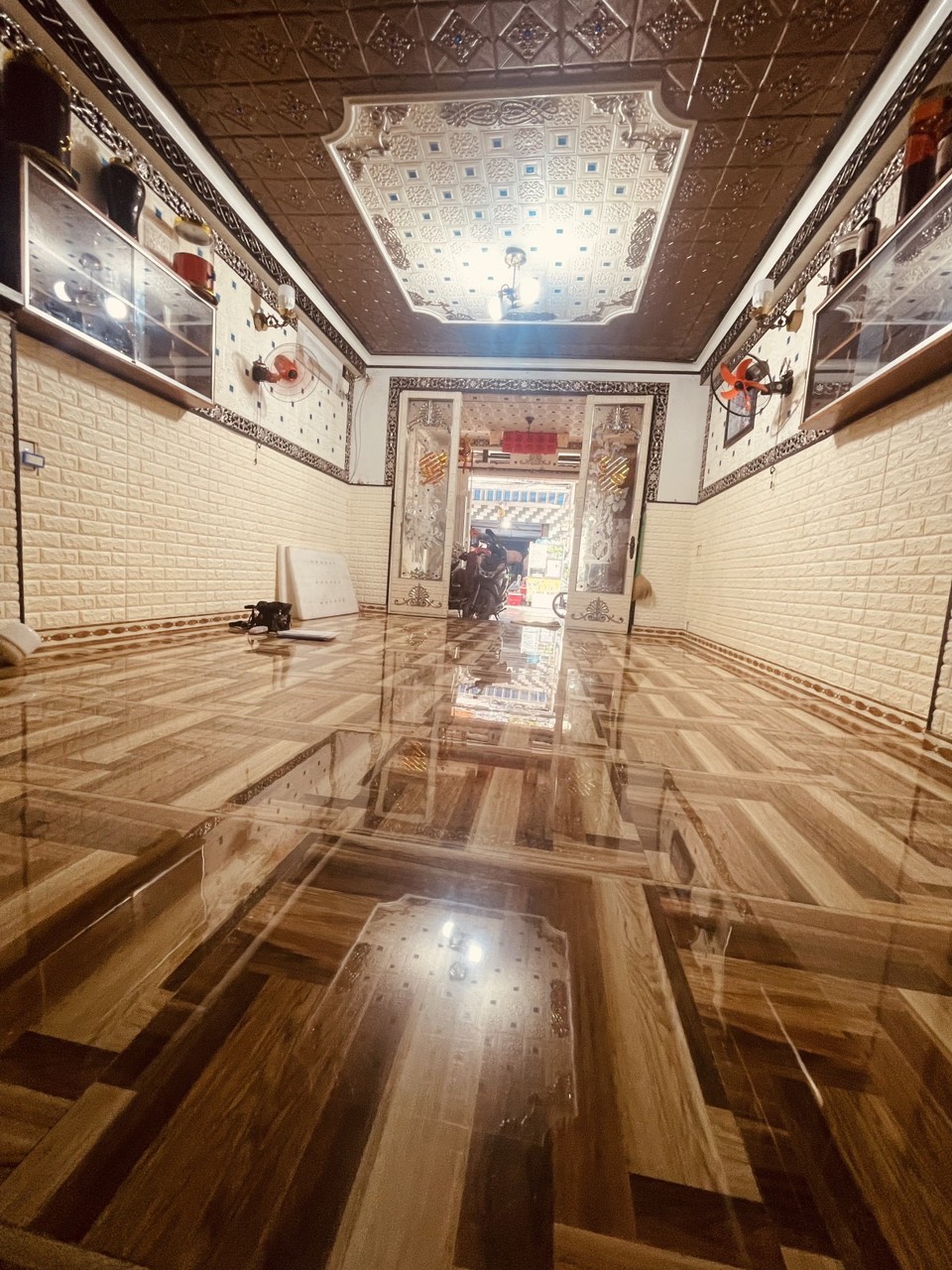 Bán nhà 1/ hẻm 6m thông Đường số 8,BHH,Bình Tân 4 x 18-2 tang hơn 4 tỷ TL