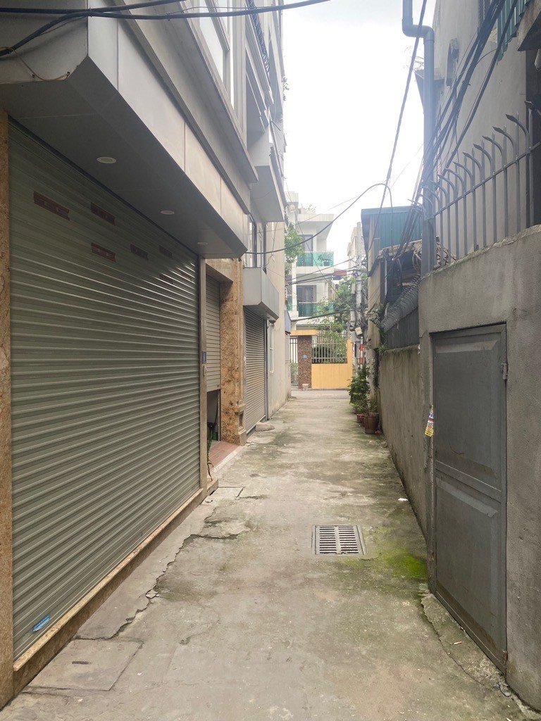 Bán Nhà Thanh Am, Ngõ Nông, 2 Thoáng, 4 Ngủ , DT 37m2, Chỉ 4.x Tỷ