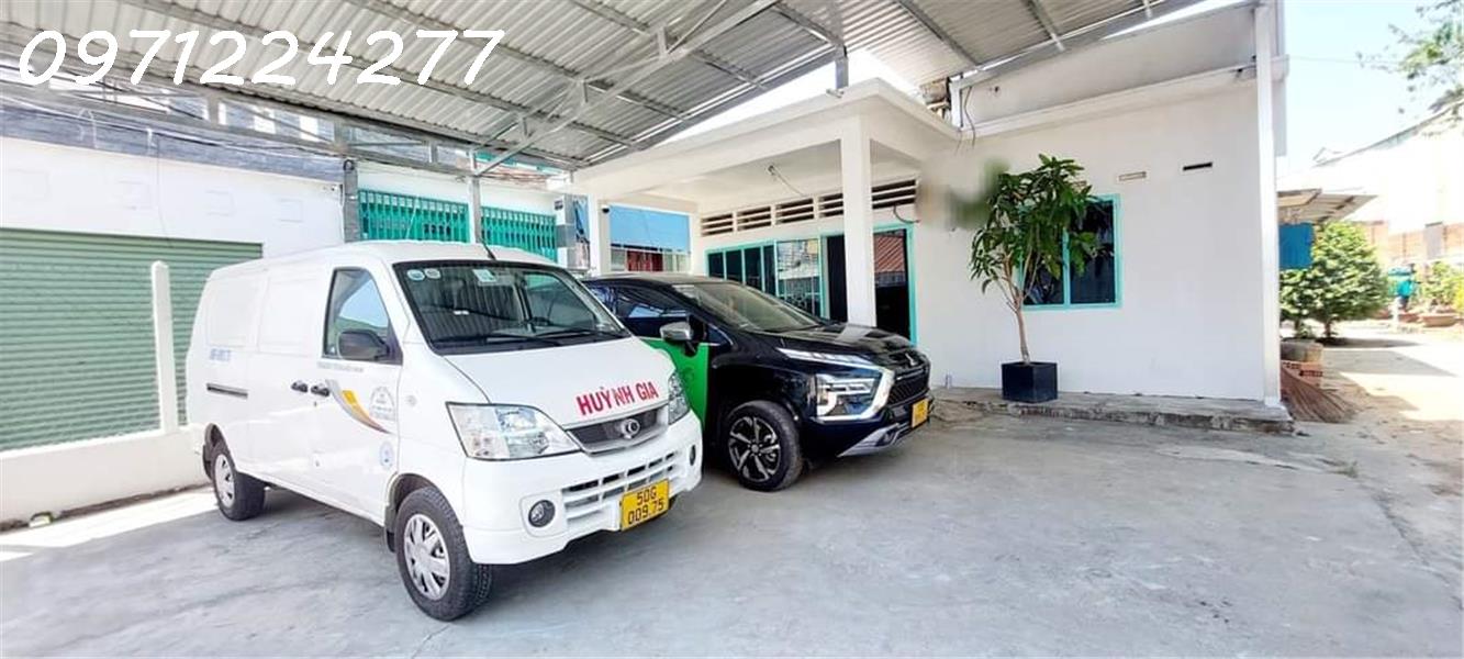 BÁN GẤP NHÀ ĐƯƠNG SỐ 4 TRƯỜNG THỌ - THỦ ĐỨC - HXH - CHỈ 50TR/M2 - NHÀ 150M2 ( 8 X 19 ) C4 - SÂN ĐỖ NHIỀU Ô TÔ