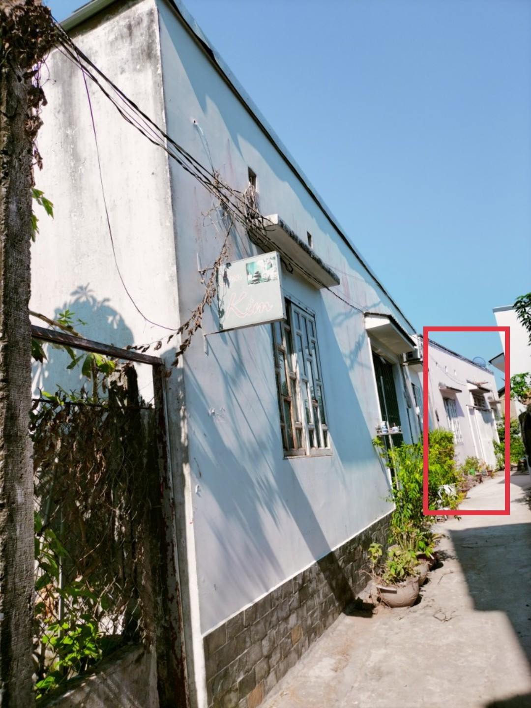 Cần bán Nhà cấp 4 mặt tiền hẻm, full thổ cư, kdc hiện hữu. (Quảng cáo k làm phiền)