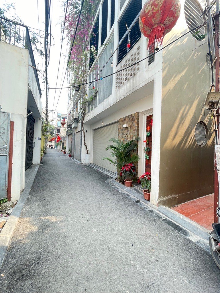 Nhà Hiếm Ngọc Thụy, Gần Oto, Dân Xây, Hàng Xóm Mipec, DT63 m2 x 4 Tầng , Chỉ 5.4 Tỷ