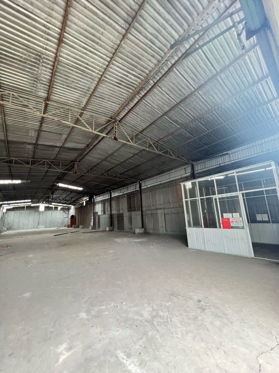 Cho Thuê Mặt Bằng Tại QL13, Thủ Dầu Một, Bình Dương - Phù Hợp Kinh Doanh và Kho Xưởng