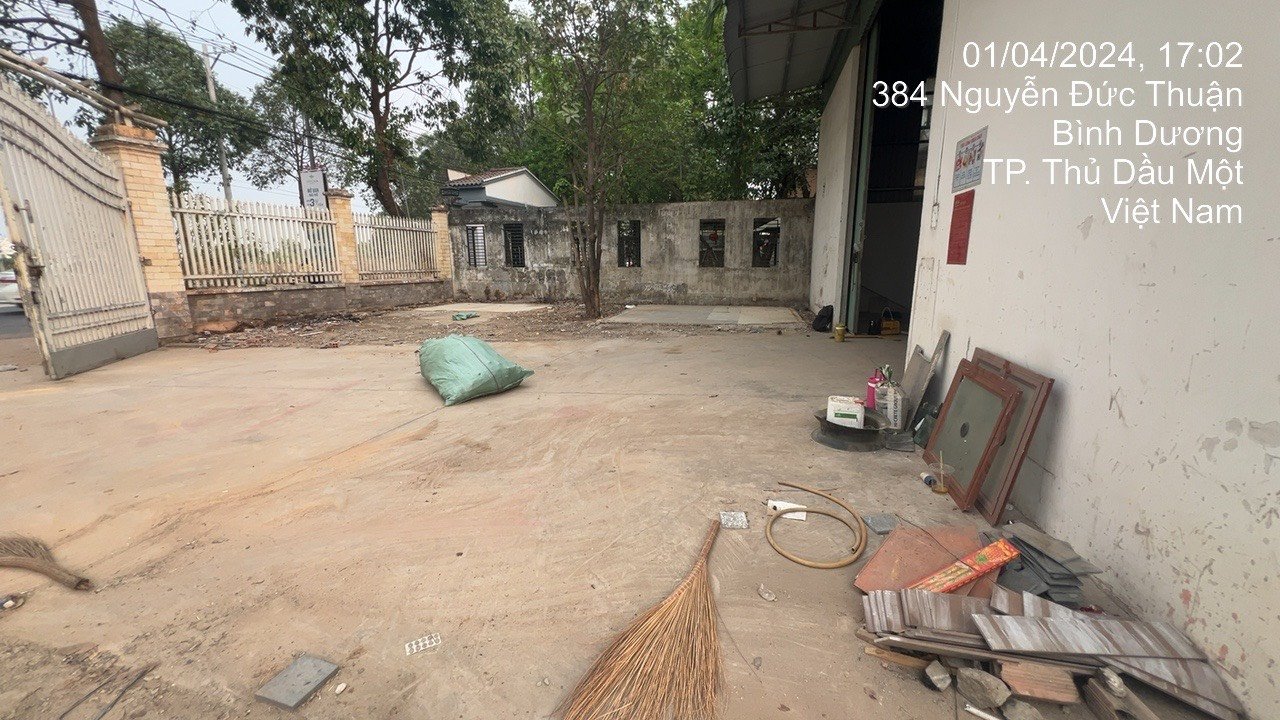 Cho thuê kho xưởng tại Thủ Dầu Một - Đường xe thông thoáng, diện tích lớn