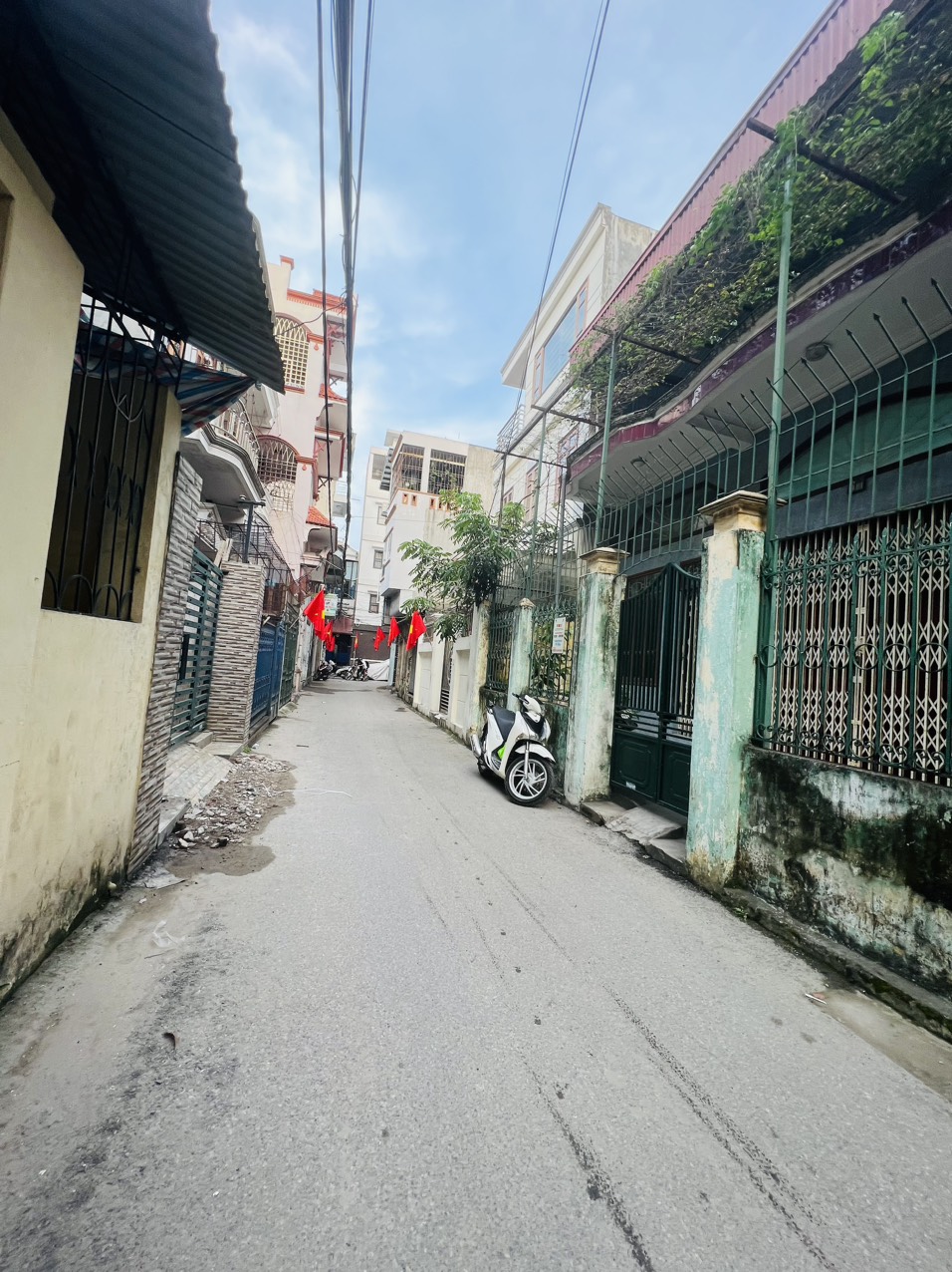 Bán đất trên đã có nhà 2 tầng cũ đường ô tô ngõ Lâm Tường, Lê Chân, Hải Phòng. 3,9 tỷ