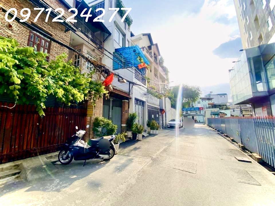 BÁN NHÀ ĐƯỜNG DÂN CHỦ - BÌNH THỌ -THỦ ĐỨC 200M2 ( 12 X 18 ) SỔ A4 - XE HƠI VÀO NHÀ - GIÁ CHỈ 80TR/M2