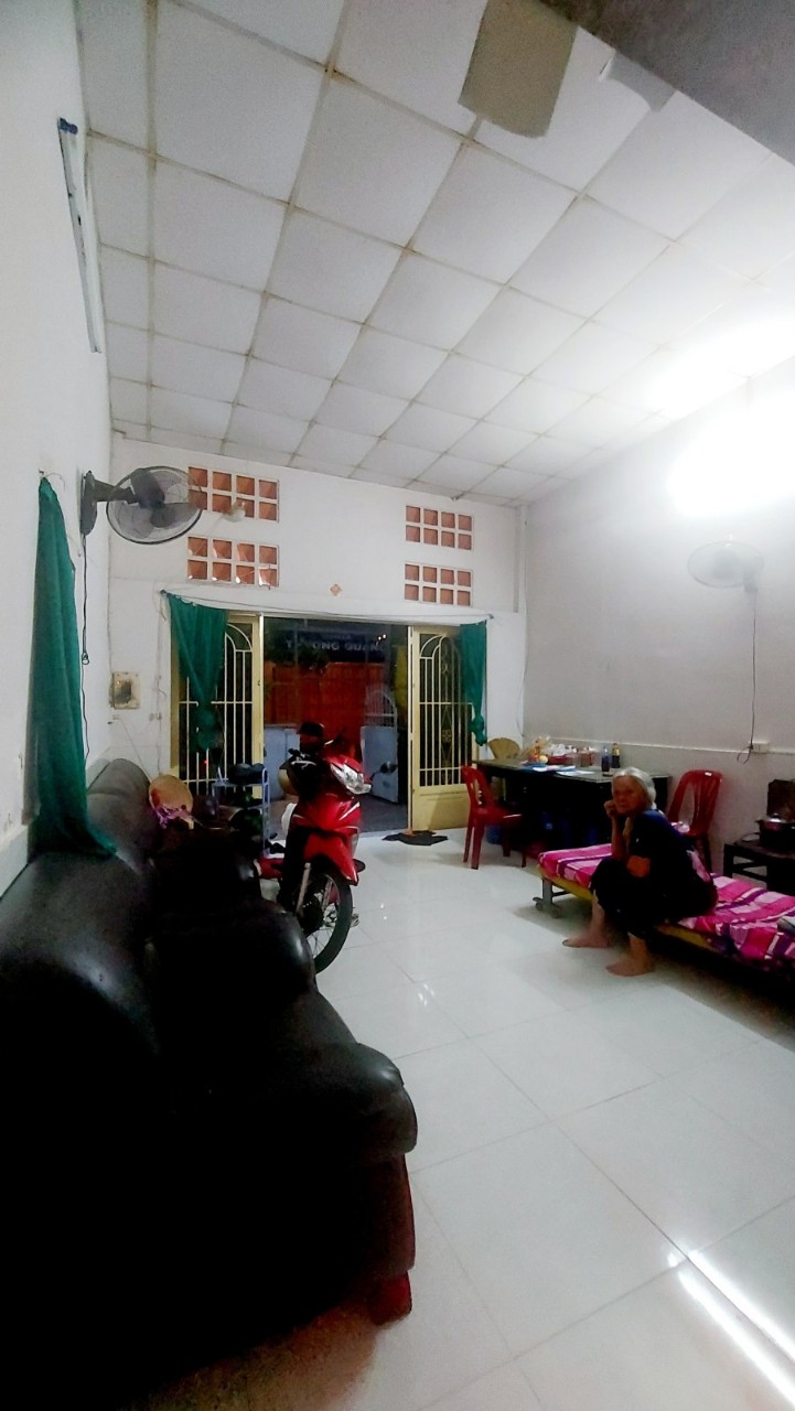 Bán nhà cấp 4 5,7 x 15 Lý Đạo Thành p16 q8 chỉ 4,6 tỷ