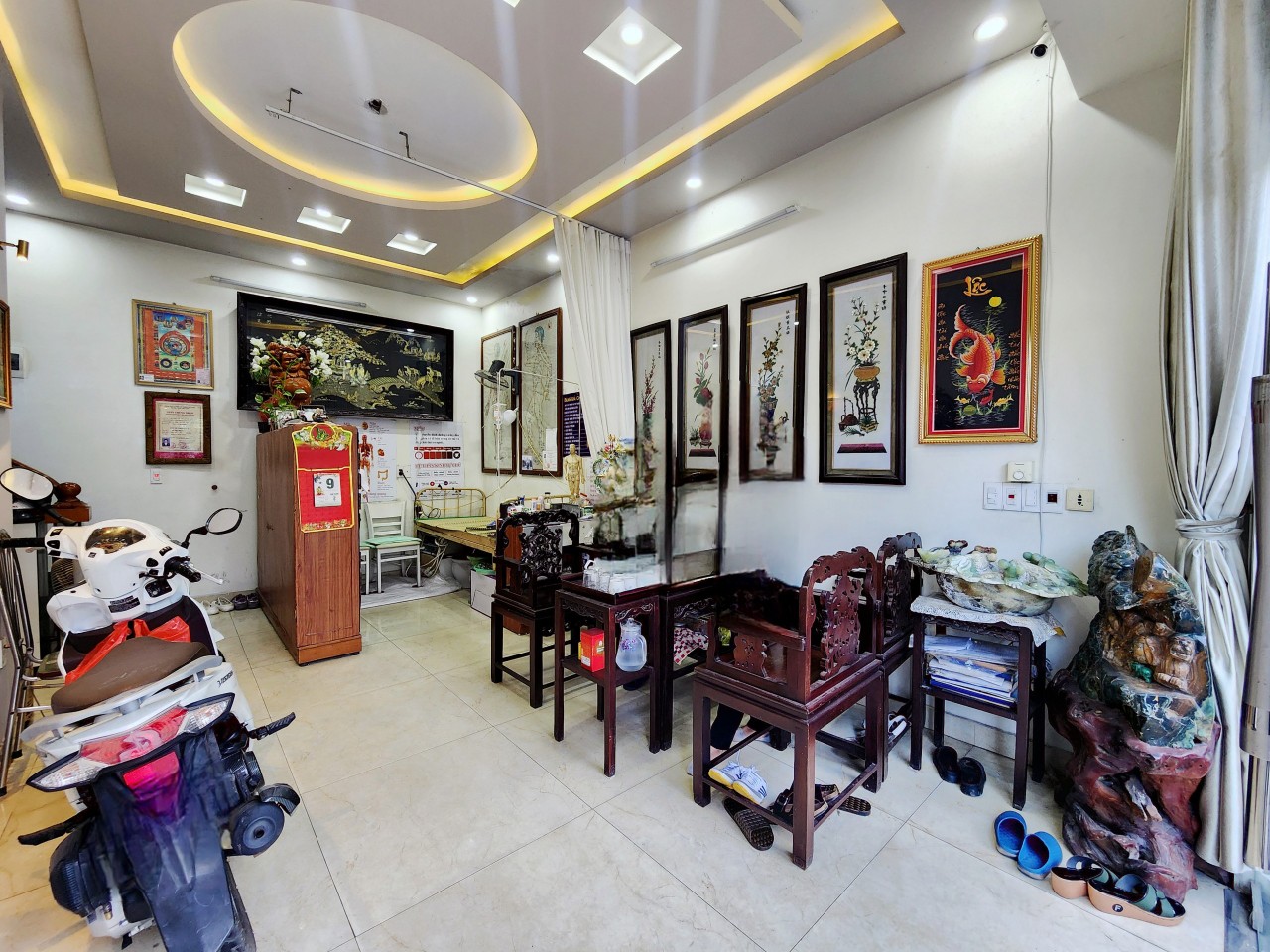 Bán nhà mặt ngõ Ngô Gia Tự, diện tích 50m 4 tầng GIÁ 4 tỉ độc lập dân xây