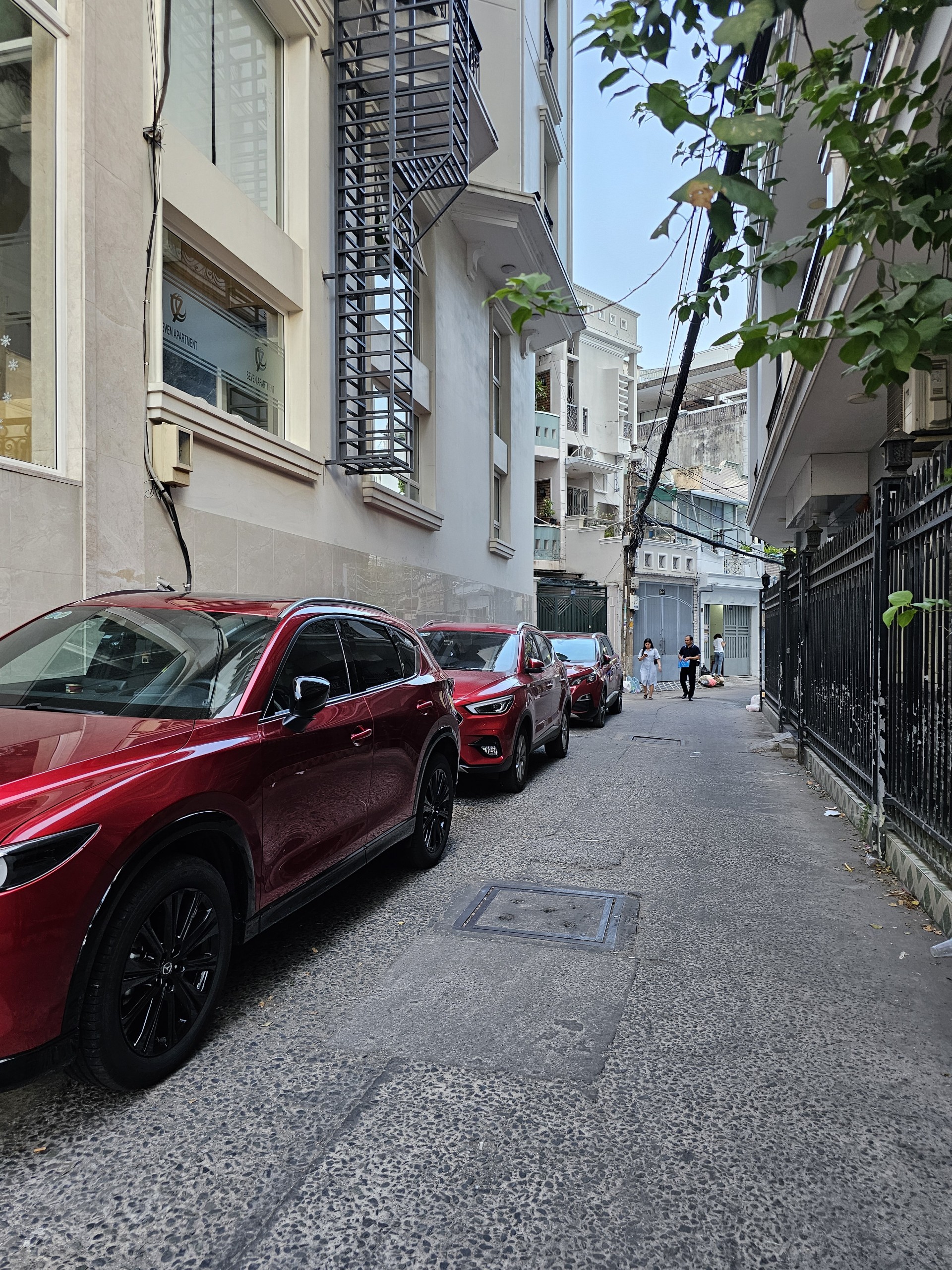 Mặt tiền Lô nhì Ngang 4 x 21m cấp 4 Nguyễn Trường Tộ Q4 dưới 180 triệu m Xe hơi ngũ trong nhà