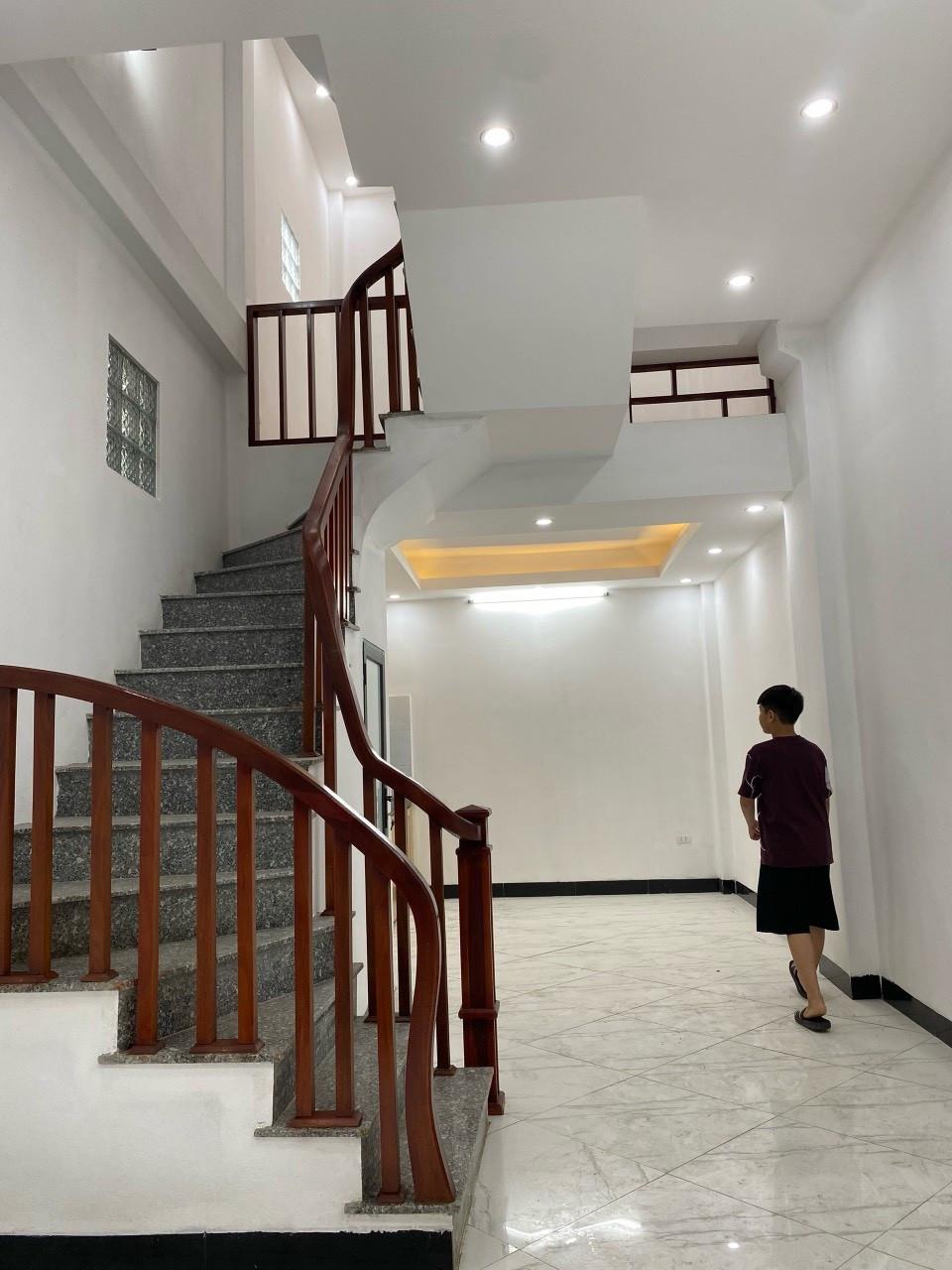 Nhà Đẹp - Giá Tốt - Cần Bán Căn Nhà Hữu Hòa, Thanh Trì, Hà Nội