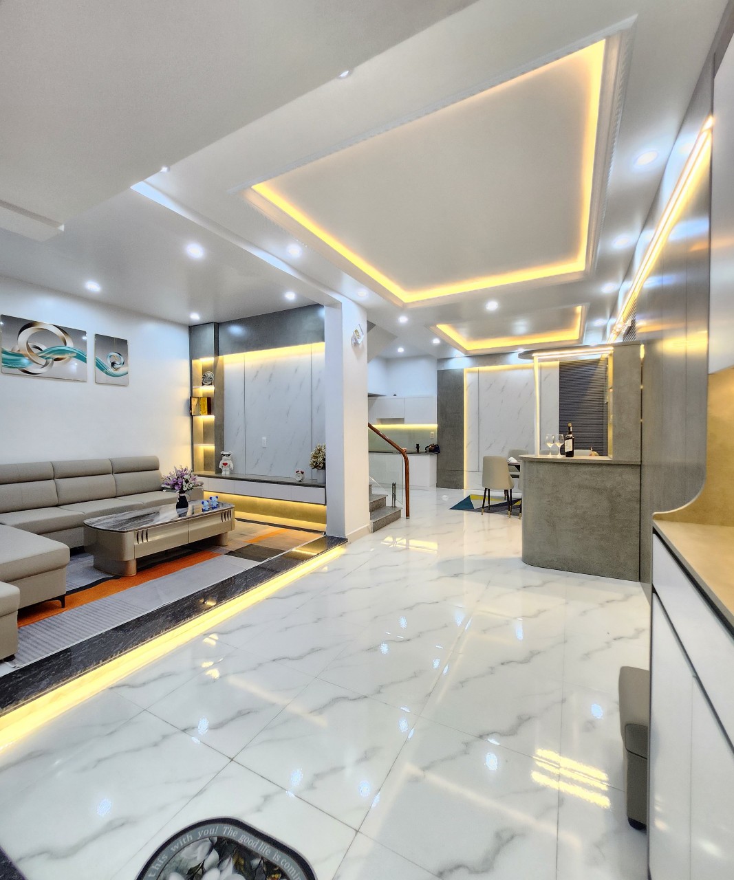 Bán nhà Trại Lẻ - Quán Nam, diện tích 53m 3 tầng độc lập đẹp GIÁ 3.28 tỉ ngõ nông