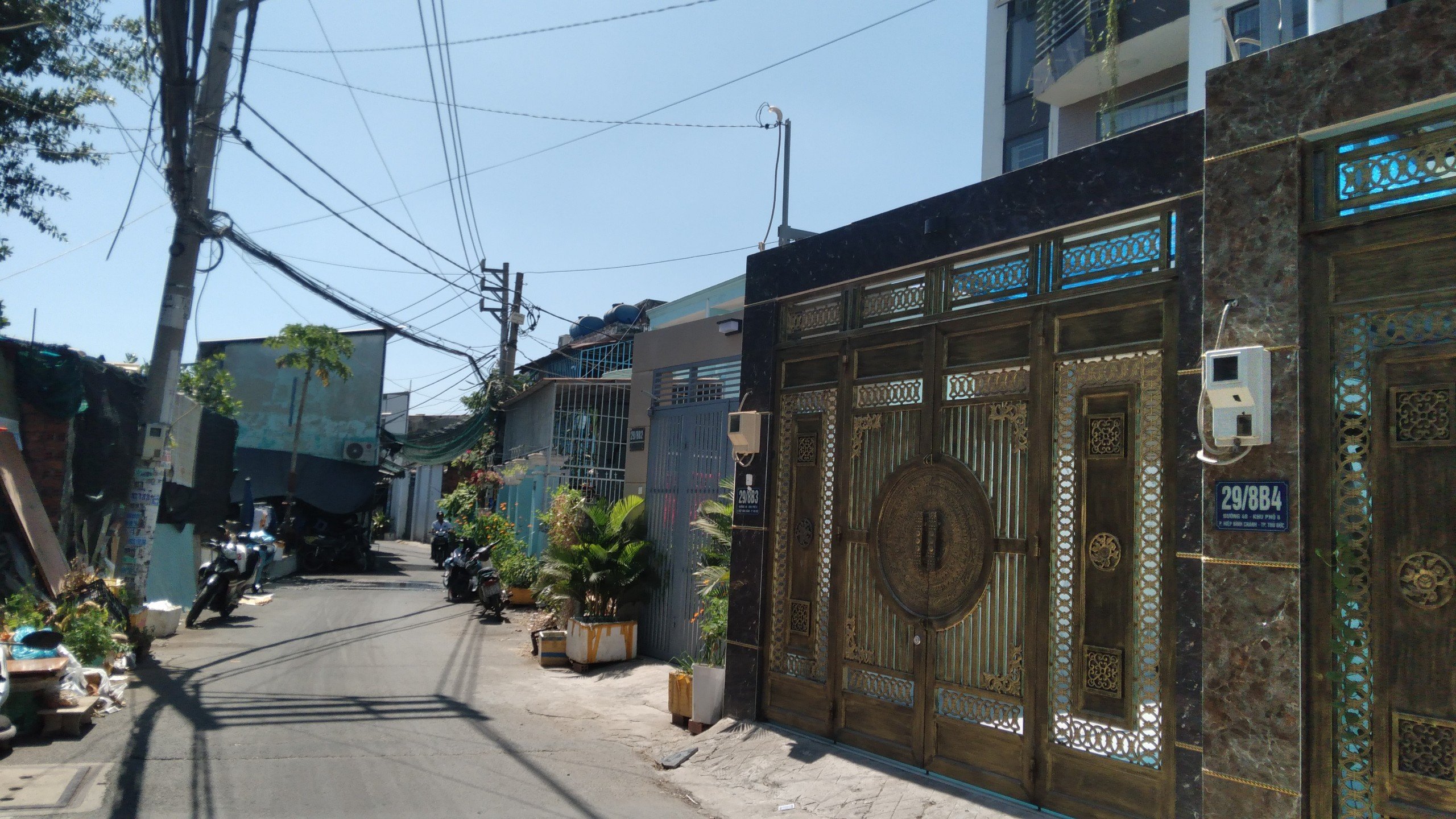 NHÀ RẤT ĐẸP - GIÁ 6.8 TỶ -ĐƯỜNG XE HƠI- PHẠM VĂN ĐỒNG – HBC -THỦ ĐỨC