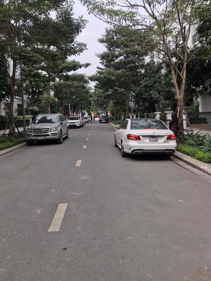 Cc cần bán CH tập thể phường Thanh Xuân Nam , HN . DT 10m2 , giá 520 triệu , LH : 0989129838