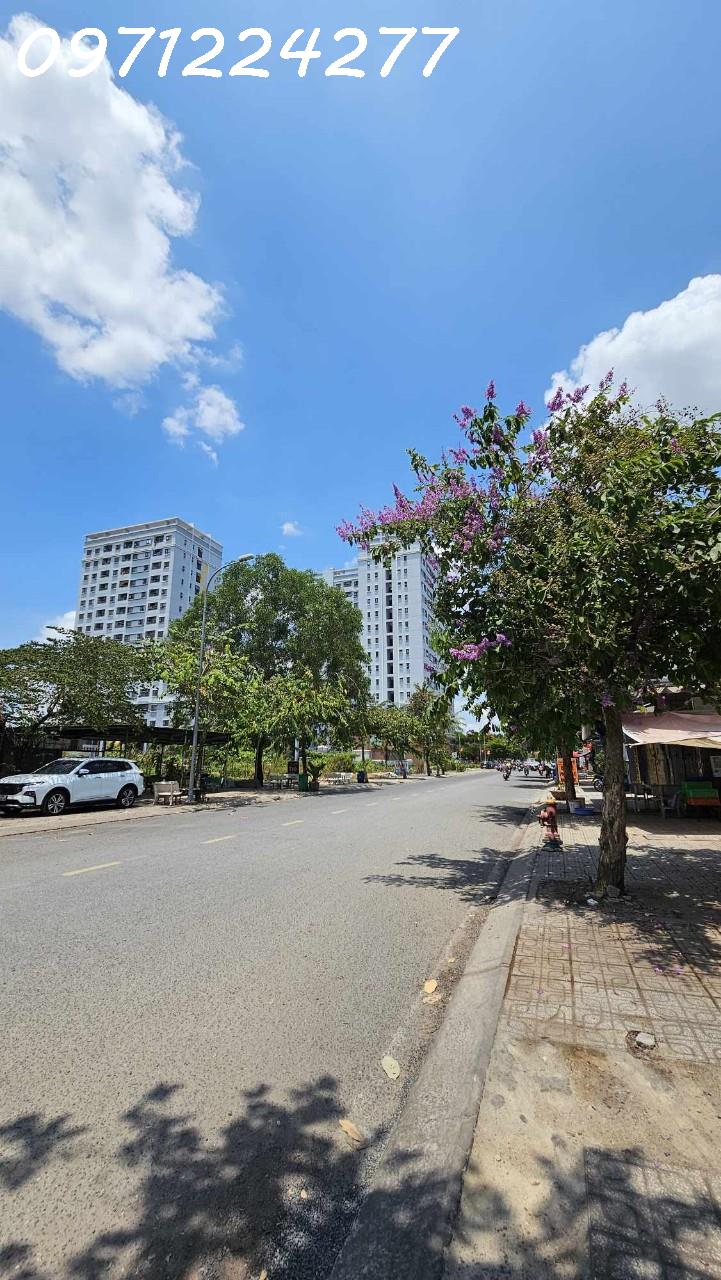 GIẢM 500TR - GIÁ MỚI CHỈ 6 TỶ 180TR- NGÔ CHÍ QUỐC - 82M2 ( 4 X 20.5 ) 3 TẦNG - TẶNG FULL NỘI THẤT