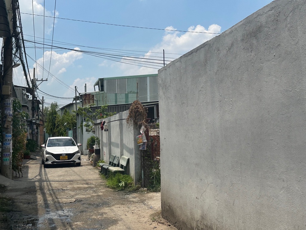 HẺM TẢI THÔNG TRỊNH THỊ MIẾNG - GẦN SÂN BANH THỚI TỨ ⚽ - 4.5x11.5m - 3 TẦNG - CHỈ 3 TỶ HƠN TL ,