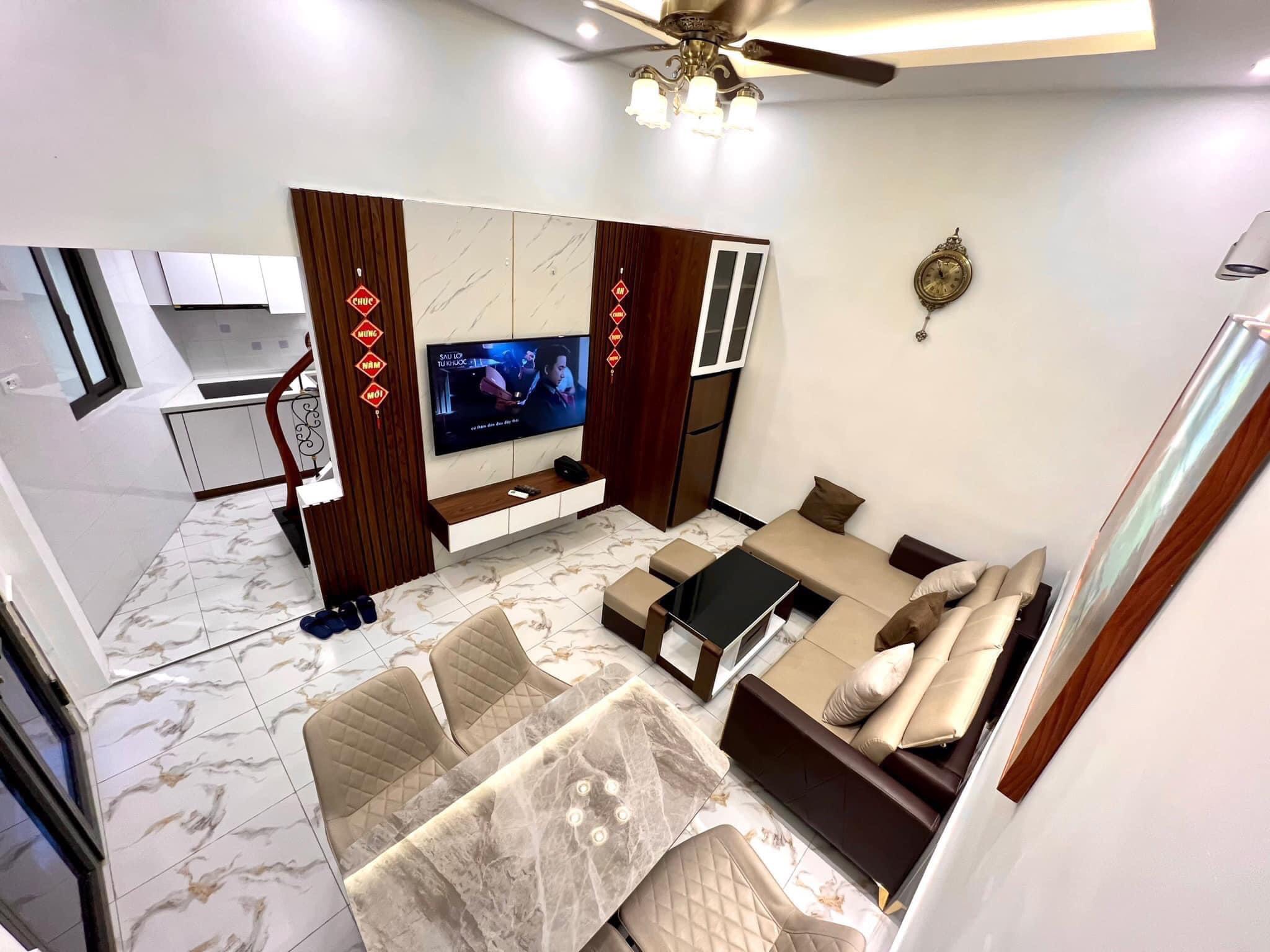 NHÀ ĐẸP LÔ GÓC NGUYỄN NHƯ ĐỔ, ĐĐ, 30M(T2:33M), MT 6,5M, 30M OTO RA TRÁNH,FULL ĐỒ- 4,486TY