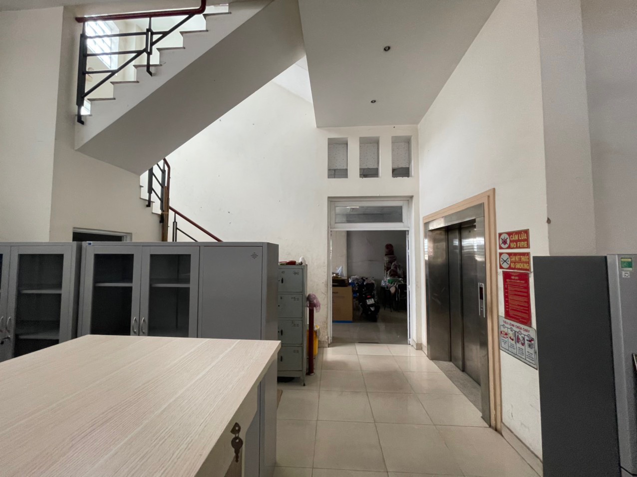 Cho Thuê Mặt Bằng Kinh Doanh tại Chánh Nghĩa, Thủ Dầu Một, Bình Dương.Diện tích sử dụng: Hơn 2000m², diện tích sàn