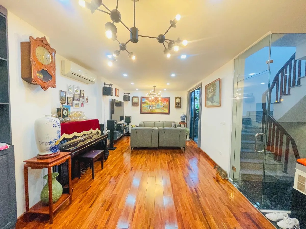 Bán nhà Phùng Chí Kiên, Cầu Giấy, ô tô, kinh doanh, thang máy, 82m2, 16.2 tỷ