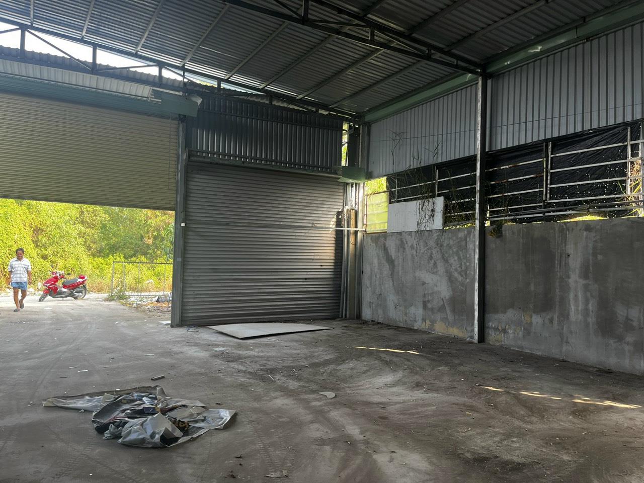 THAY ĐỔI CÔNG TÁC CHÍNH CHỦ BÁN Đất có sẵn nhà xưởng tại 1148/1 Đường Nguyễn Văn Tạo