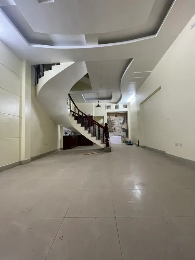 Bán nhà Trần Quốc Vượng, Cầu Giấy, 2 thoáng, trải nhựa, ngõ thông, 60m2, 9.4 tỷ