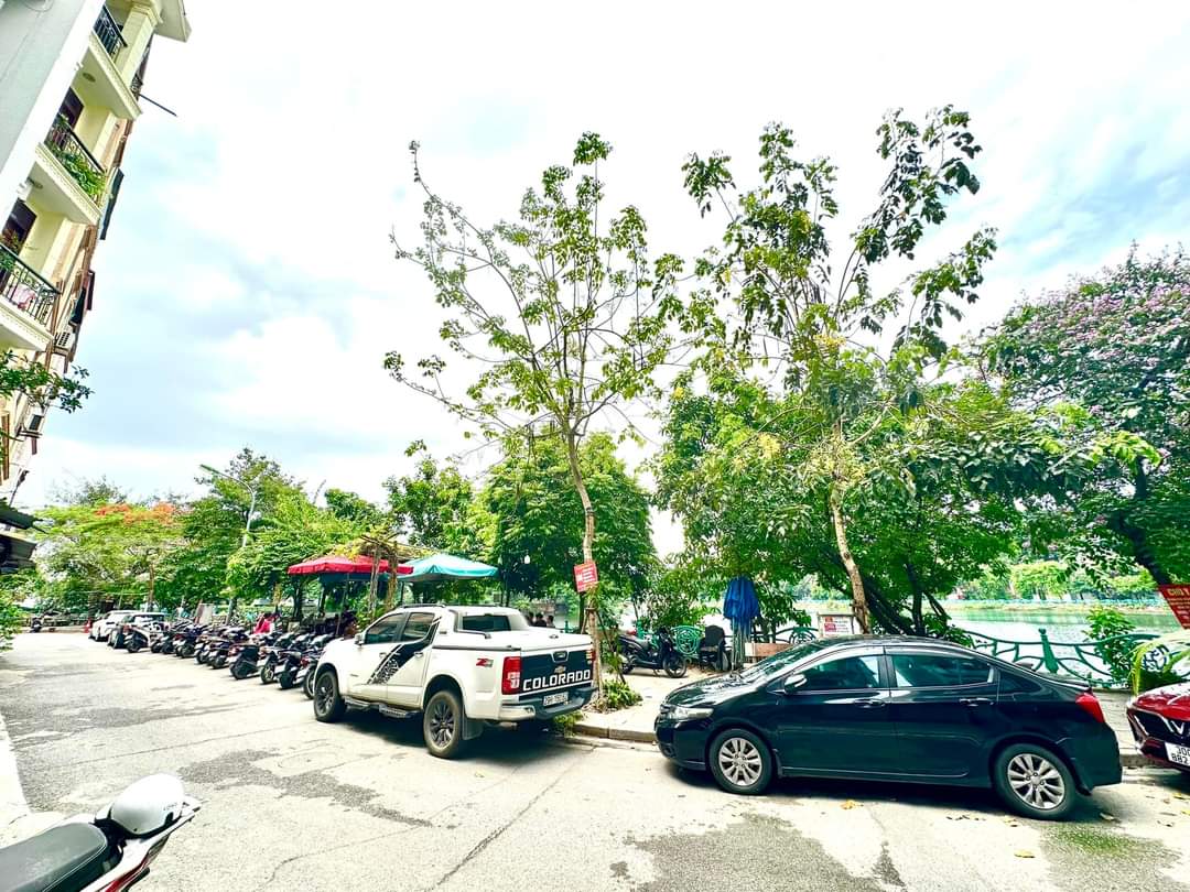 Bán Gấp! Siêu Phẩm View Hồ Tây, Mặt Phố Vũ Miên. 129m x 4T x 6.5m. Giá 56 tỷ