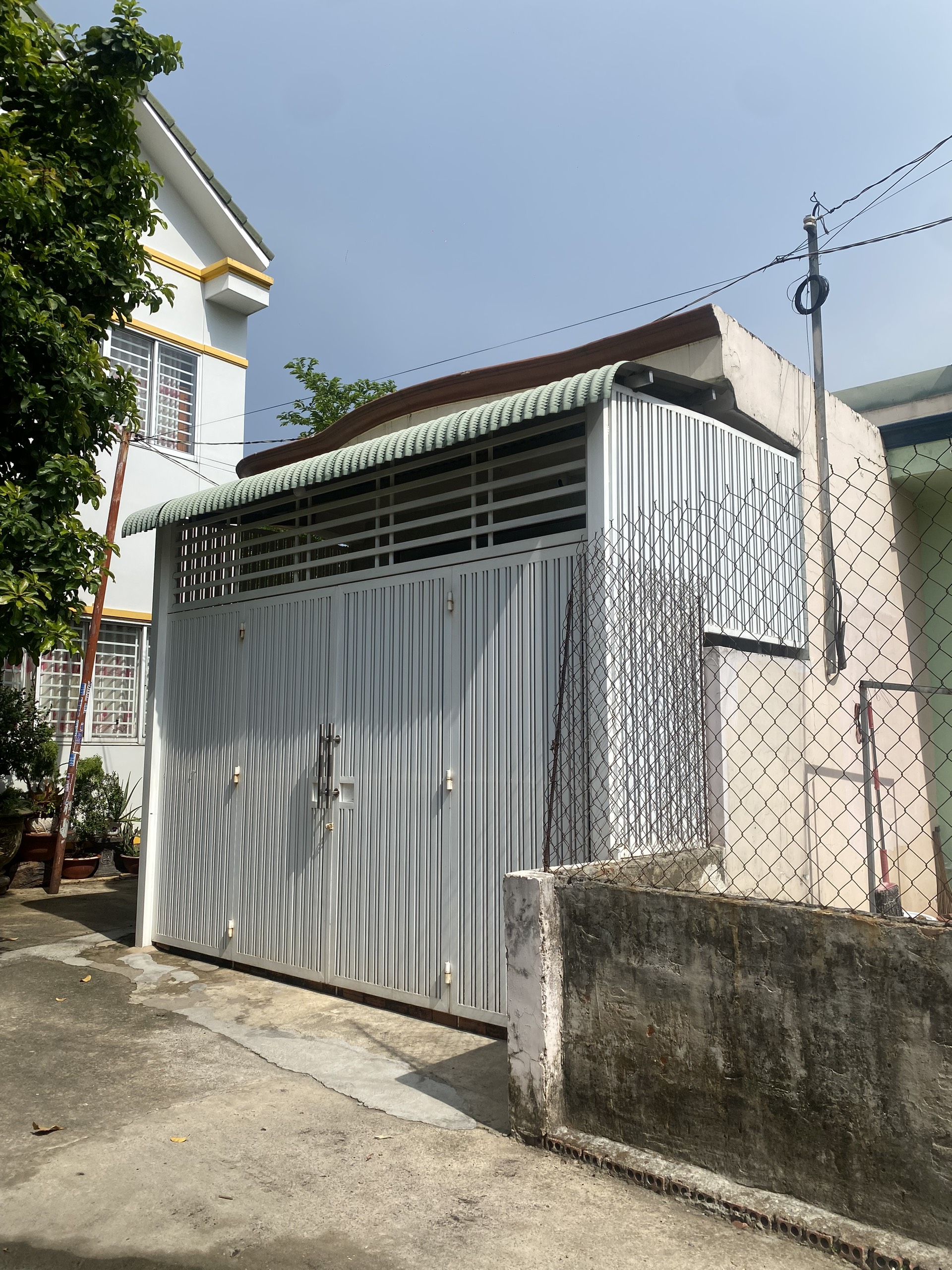 Bán nhà gần ĐH Lạc Hồng, Bửu Long, 2 mặt tiền, sổ riêng thổ cư