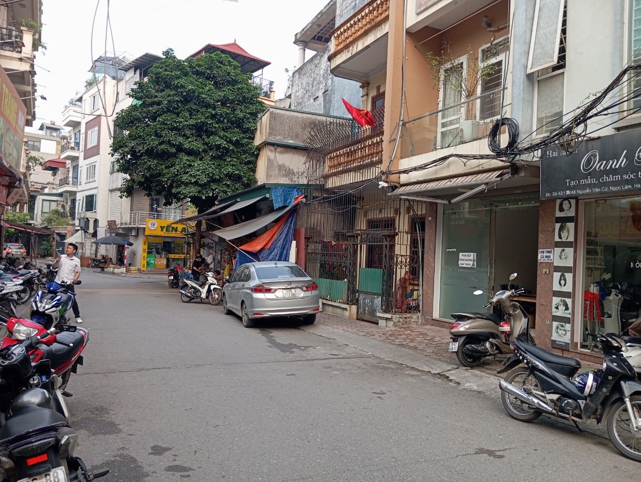 Bán nhà Nguyễn Văn Cừ. 100m2 * 4 tầng * 14,5 tỷ. ô tô tránh, kinh doanh, Văn Phòng.