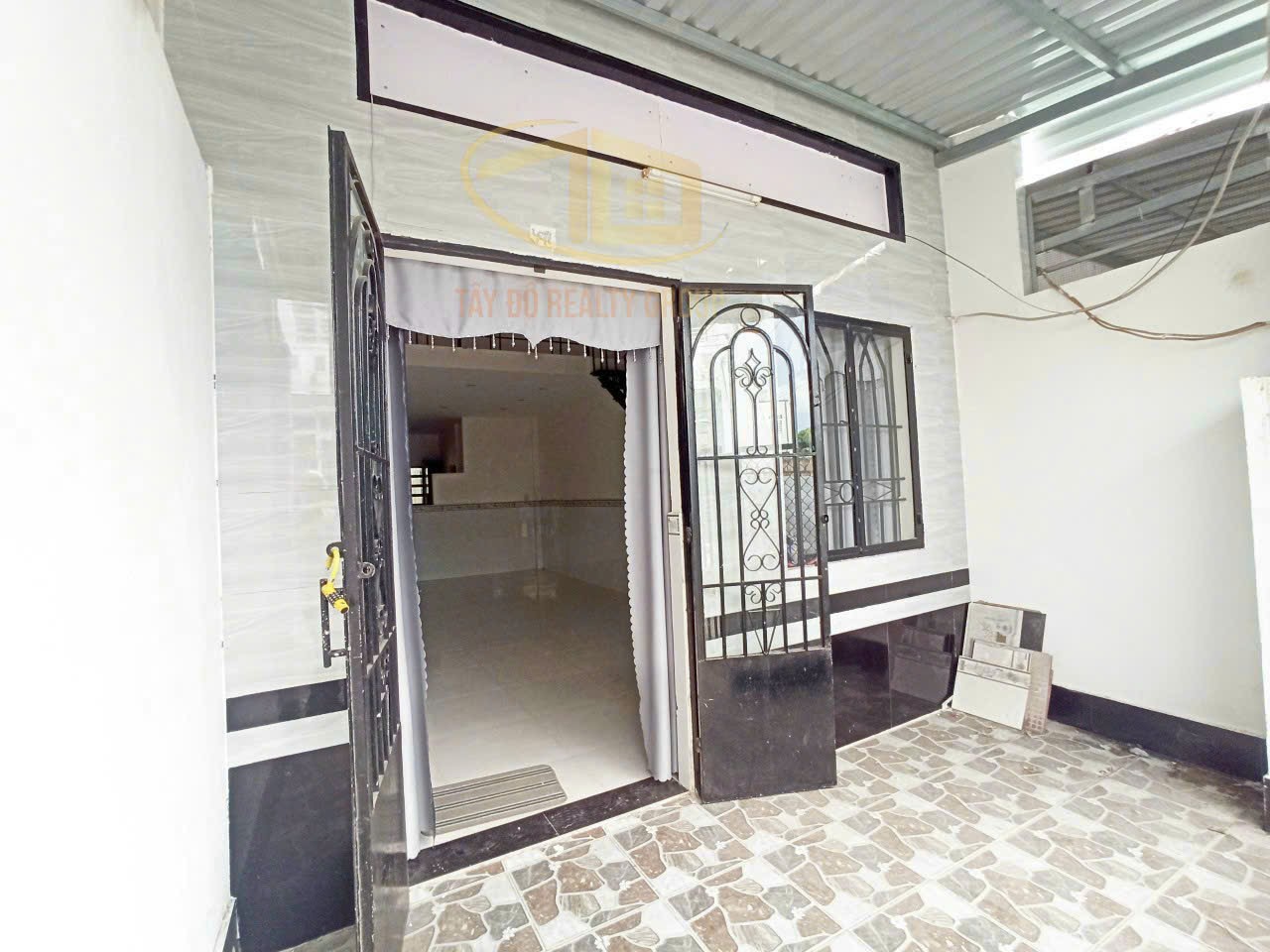 842 Nhà Chỉ : 5 triệu ( Cọc 1tháng) Cho thuê nhà Mới đẹp . hẻm đường Trần Quang Diệu, An Thới, bình Thuỷ