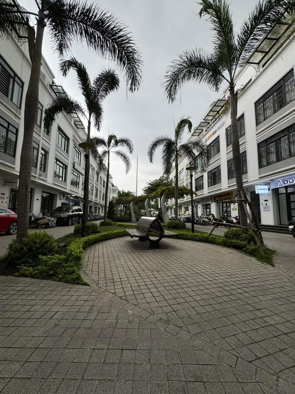 siêu phẩm Vinhome Hàm Nghi Mỹ Đình Từ Liêm vỉ hè oto kd 3X tỷ 93m 5t.