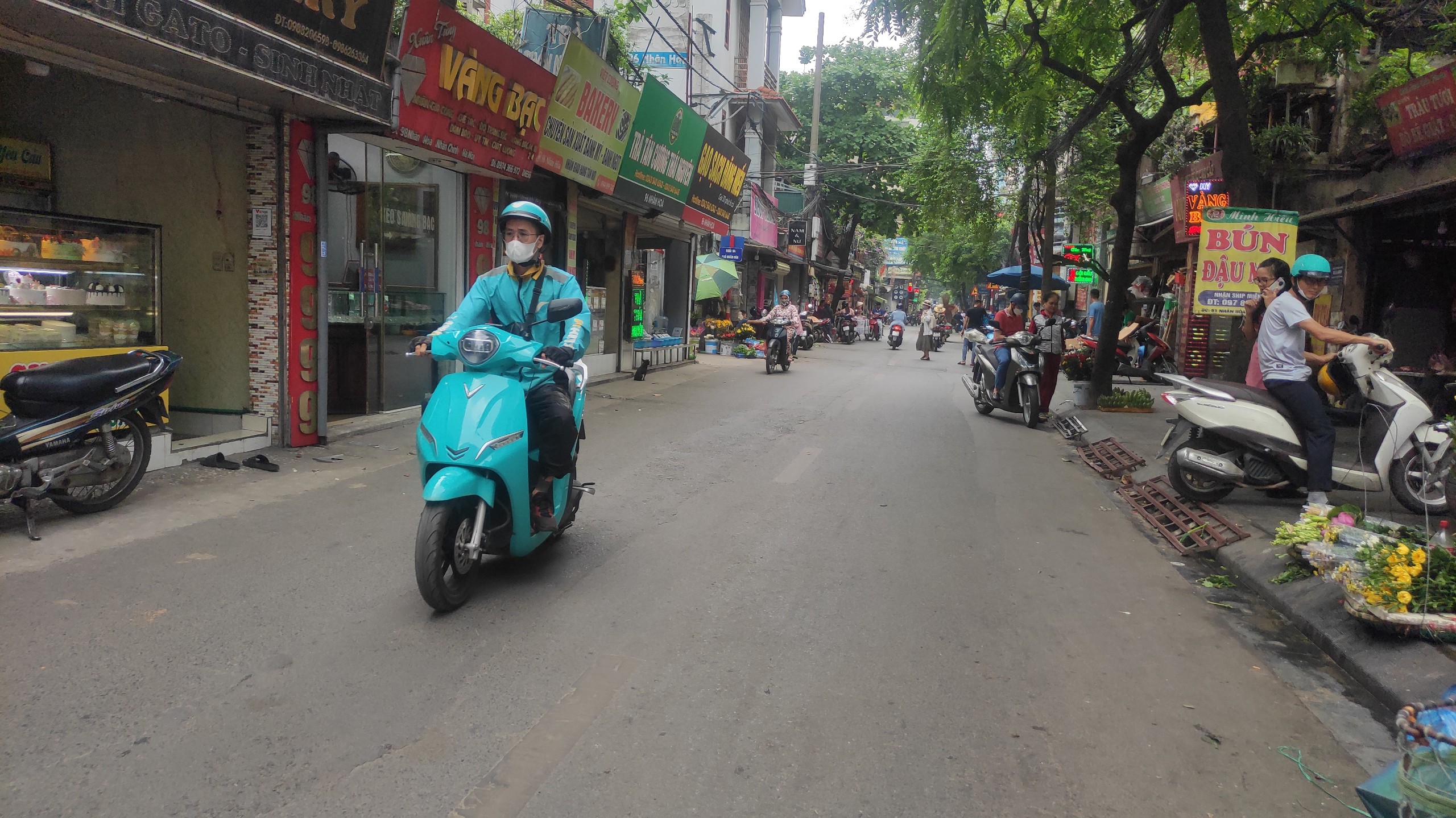 Bán nhà Vũ Trọng Phụng 70m2 lô góc ngõ thông giá đầu tư