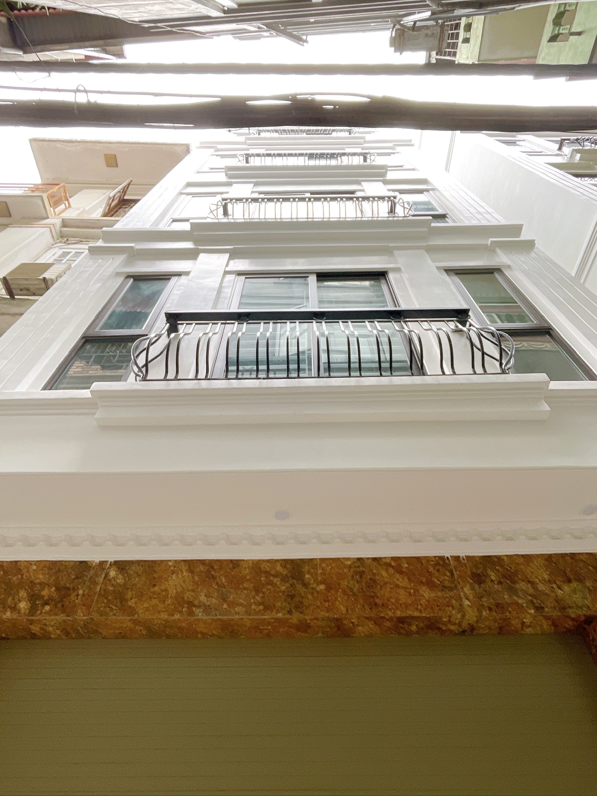 KHƯƠNG HẠ 48M2x7T MT 5m LÔ GÓC NGÕ THÔNG KINH DOANH GẦN HỒ. GIÁ 8TỶ LH 0888512868