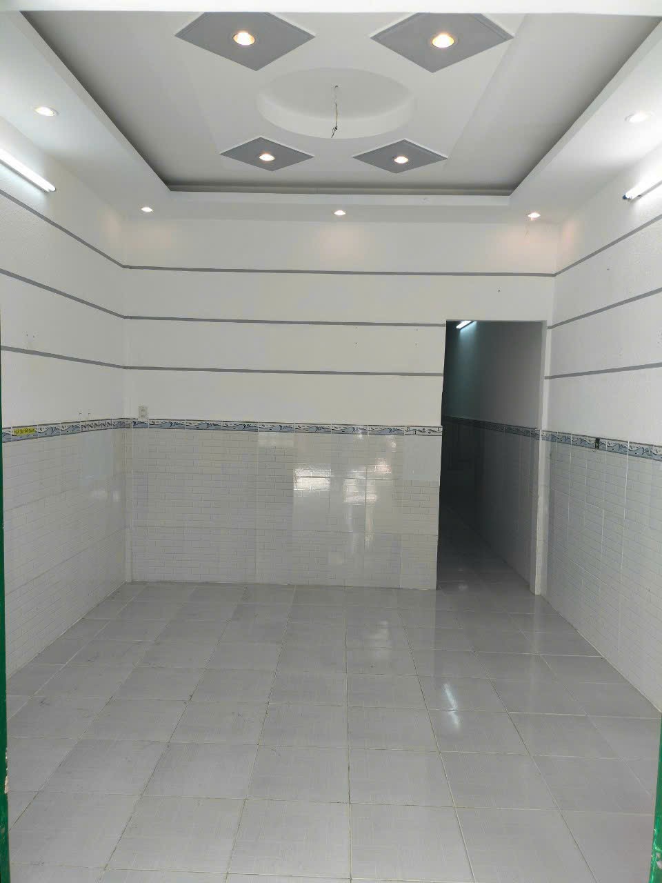 871 Nhà chỉ : 4,5 triệu ( Cọc 1tháng ) Nhà cho thuê 2phòng . Hẻm 79 đường Xô viết nghệ Tĩnh Tân An Ninh Kiều TP