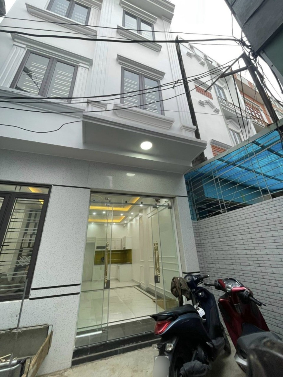 Bán nhà Quán Nam, diện tích 39m 4 tầng độc lập GIÁ 2.7 tỉ ngõ nông