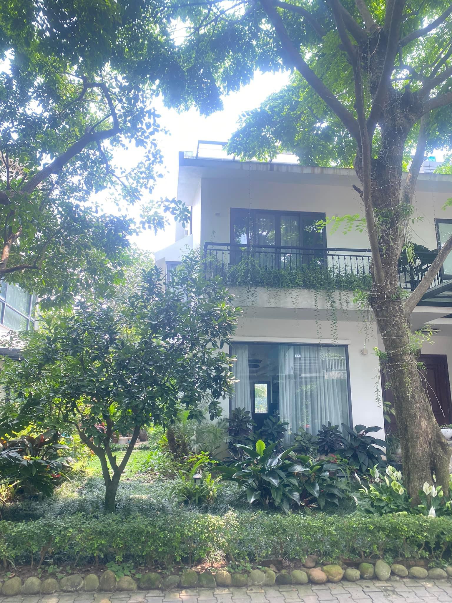 Chính chủ cần bán nhanh biệt thự song lập Mimosa_ Ecopark_ Hưng Yên.