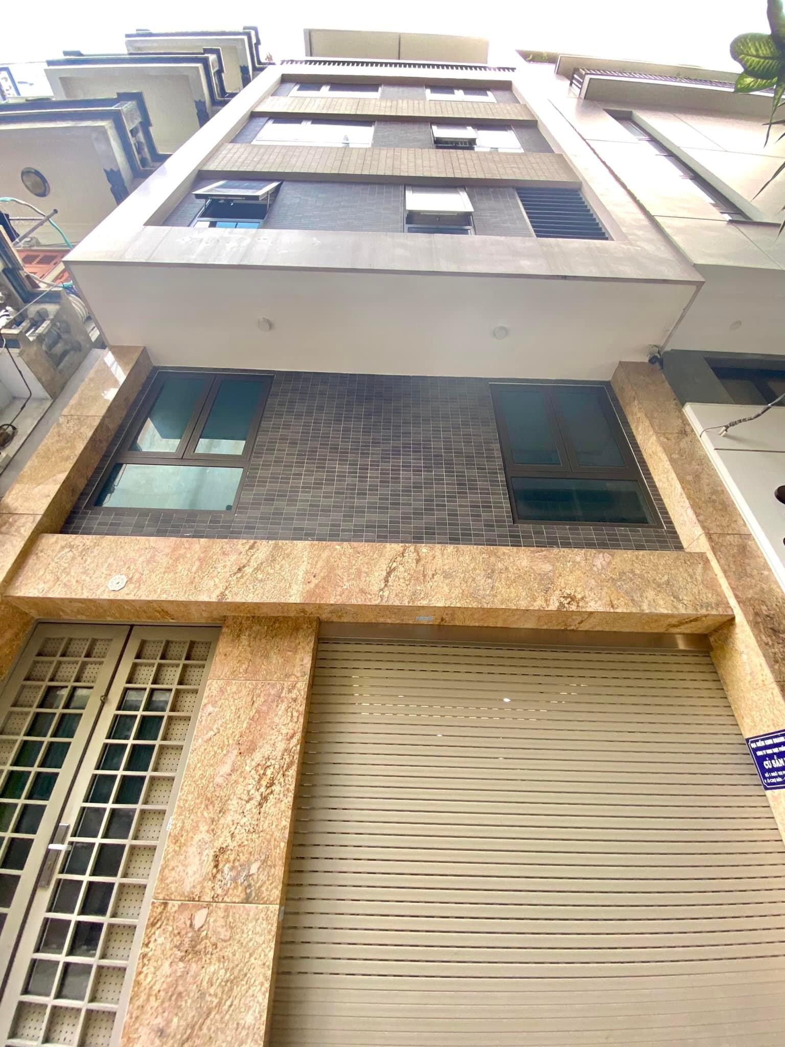 KÌA 7T THANG MÁY GARA Ô TÔ PHỐ HÀO NAM, ĐĐ, 57M(T2:62M), MT 6M, SÁT MP, KINH DOANH - 20TỶ