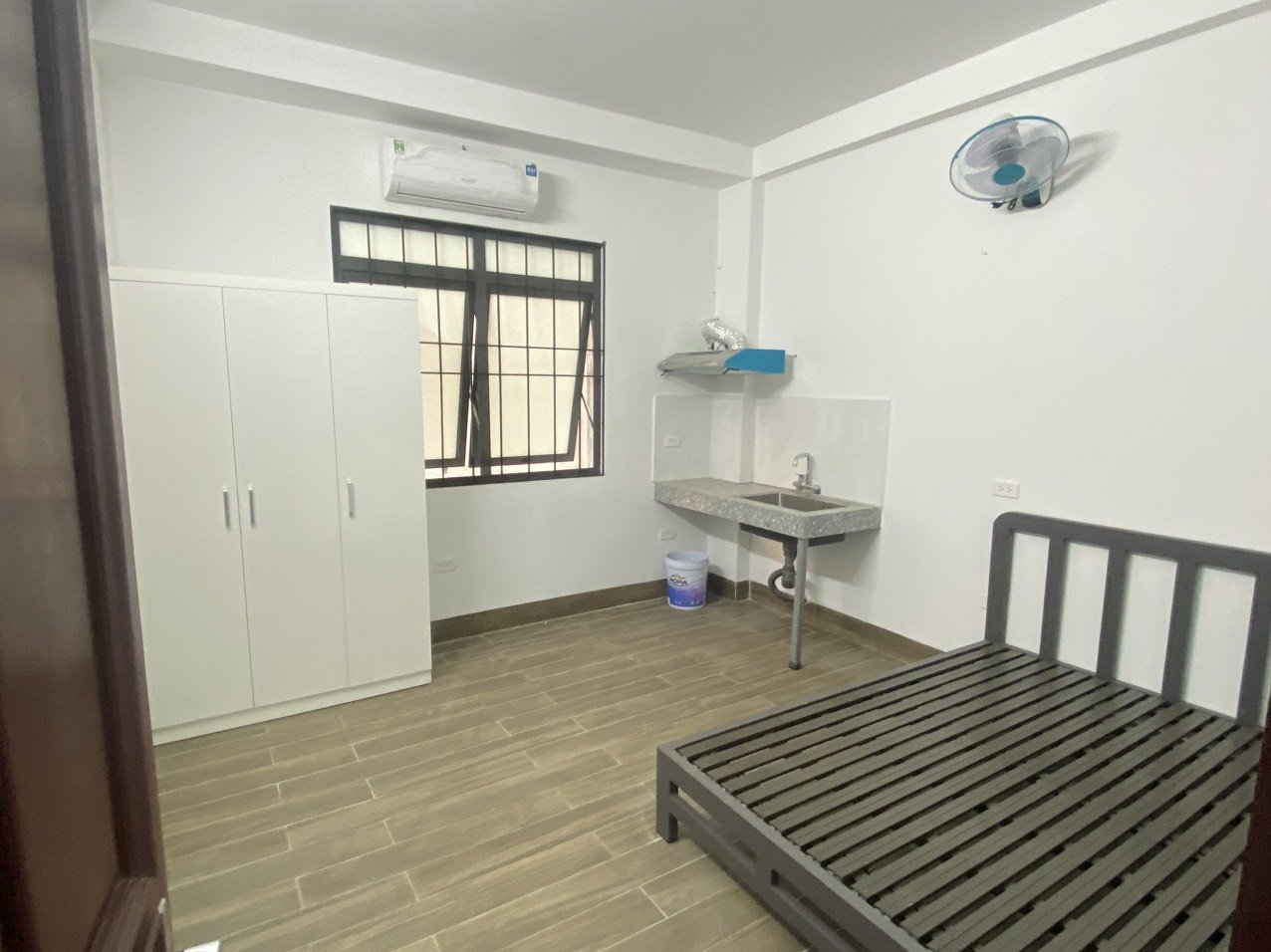 Chính chủ cho thuê phòng mới xây ở số 51/181 Trần Phú, Hà Đông (chân ga Văn Quán)