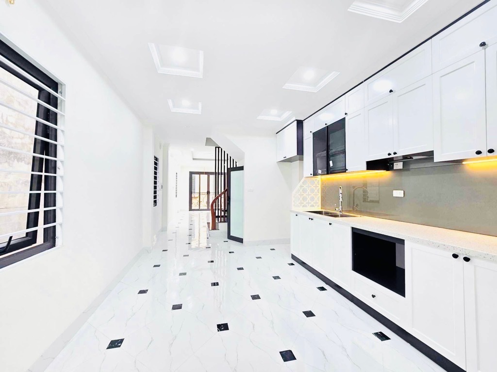 51 m2, xây 4 tầng kiên cố, nhỉnh 4 tỷ