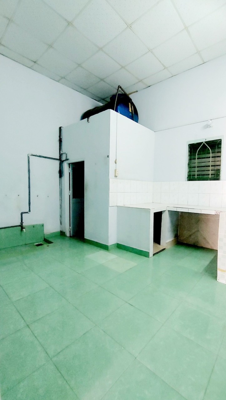 Bán nhà 1/ hẻm 6M thông Lũy Bán Bích quận Tân Phú 4 x28m chỉ 6,4 tỷ TL