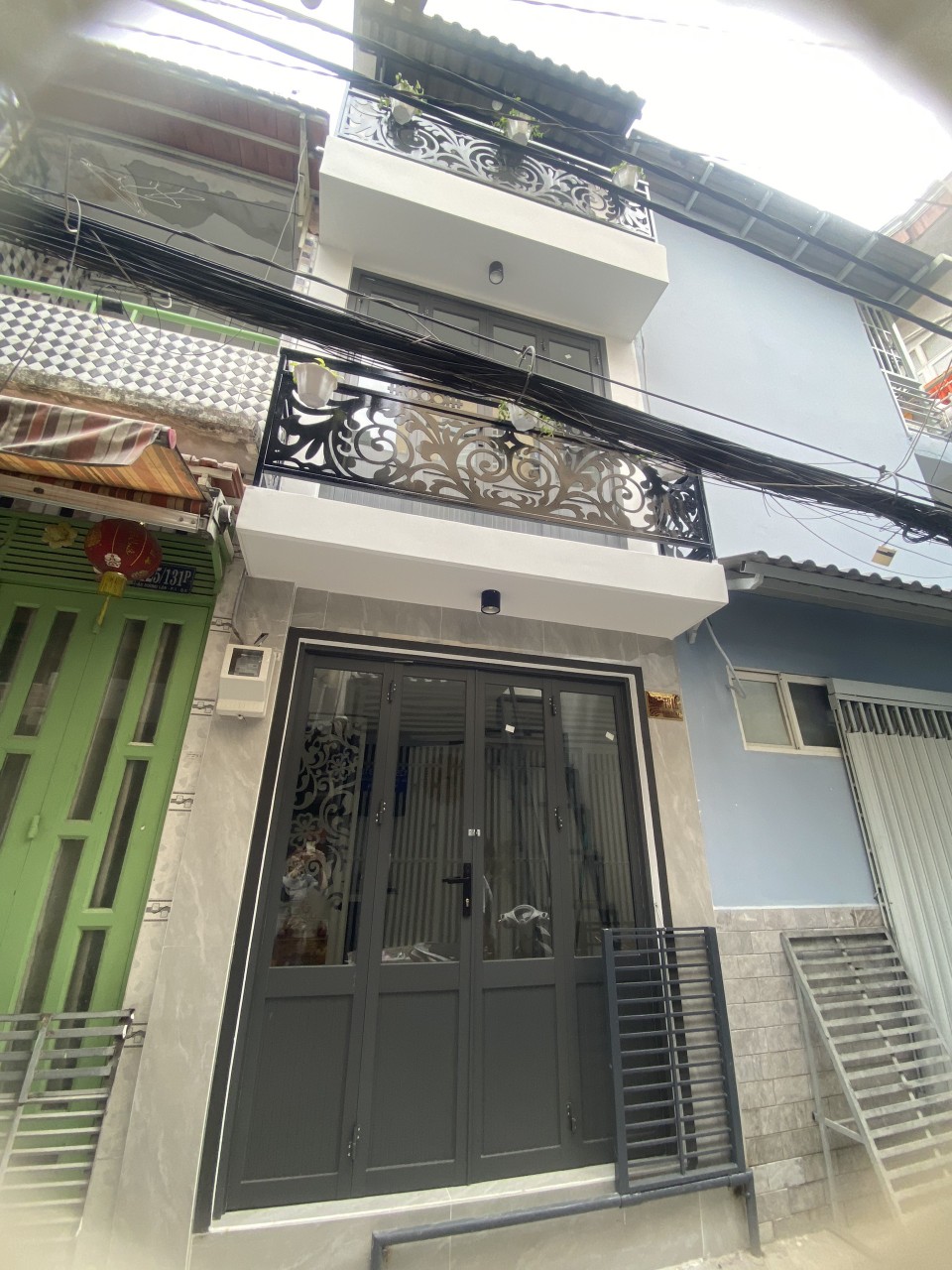 Nhà mới 3 tầng hẻm rộng đường Nguyễn Thị Tần P1.Q8 - 1Tỷ680