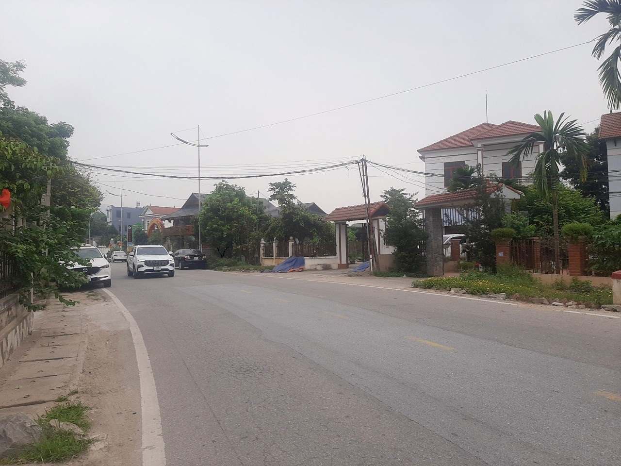 Bán nhà thôn Đồng Mùi, Đồng Quế, Sông Lô. 140m2 * 2 tầng * 2,1 tỷ. Kinh doanh đỉnh.