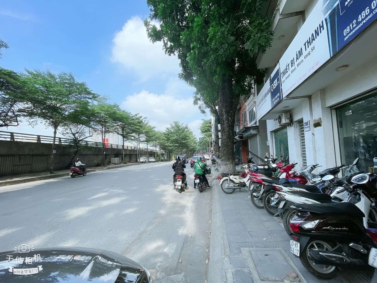 8 TẦNG THANG MÁY MP BƯỞI,CẦU GIẤY, 40M(T2:45M), MT 4,2M,THÔNG SÀN KINH DOANH, CHÀO 22,4 TỶ