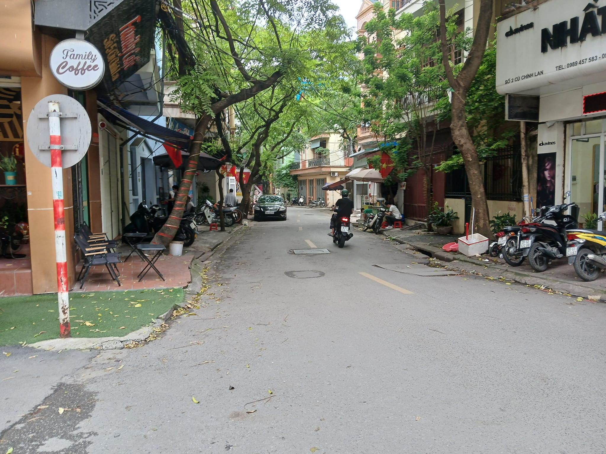 Bán Nhà Thanh Xuân Cù Chính Lan Ngõ rộng oto đỗ cửa, Nhà đẹp ở ngay DT 45m MT5,3m Giá 7,5 Tỷ
