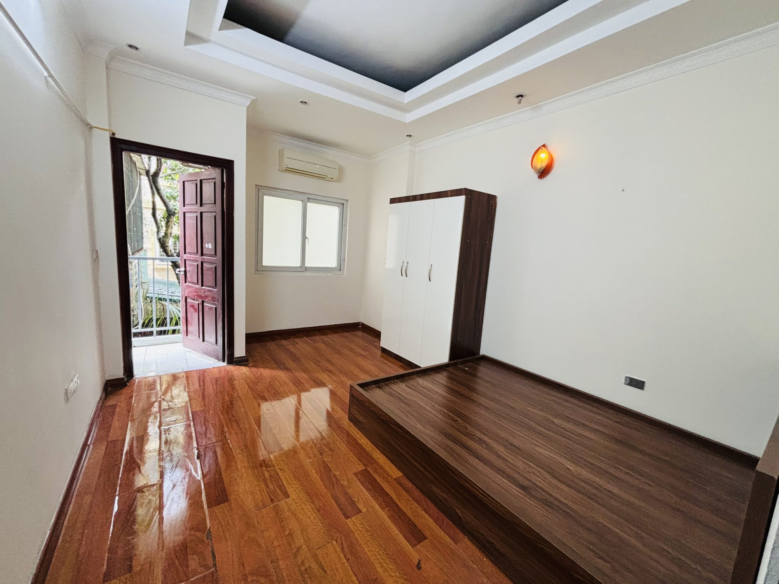 CHÍNH CHỦ CHO THUÊ PHÒNG TẠI NGÕ 320, KHƯƠNG ĐÌNH, THANH XUÂN TRƯỚC NHÀ LÀ ĐIỂM CHỮA CHÁY CÔNG CỘNG, CÁC PHÒNG CÓ BAN