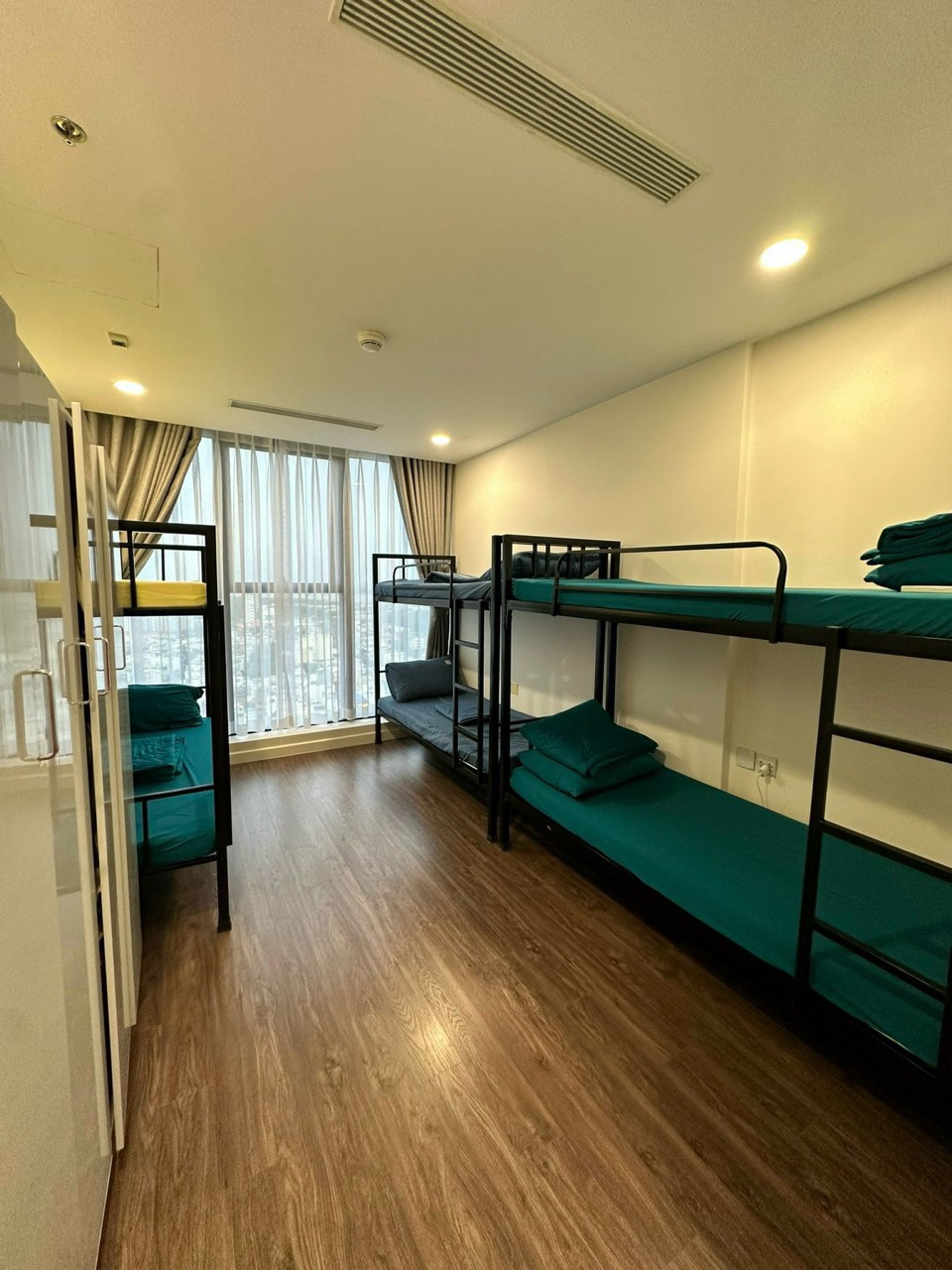 Share giường trống tại căn hộ cao cấp SUNSHINE CITY 23 Phú Thuận - Tân Phú - Quận 7