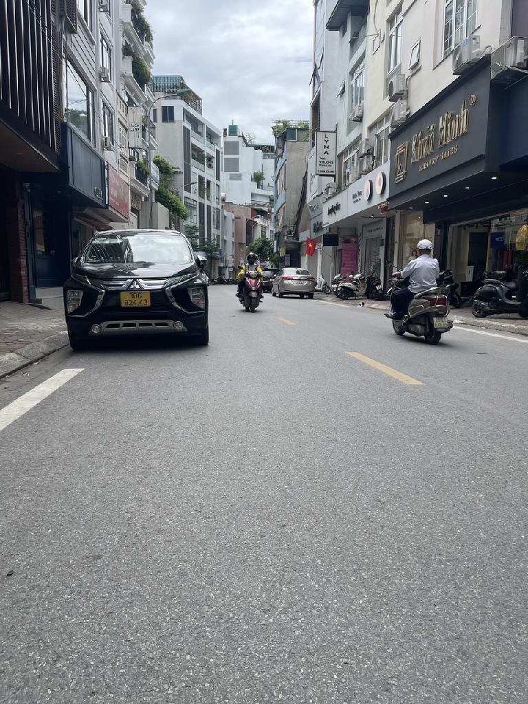 NHÀ MẶT PHỐ KHU HOÀNG CẦU - ĐỐNG ĐA - 45M2X6T, MT 5,2M - GIÁ 23,5 TỶ